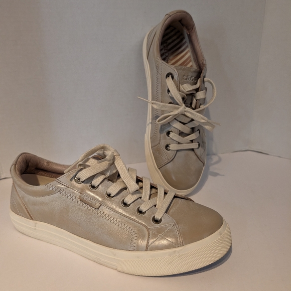 TAOS Plim Soul Lux Sneakers Sz.9 - Picture 1 of 16